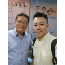 AI如何協助生技與美業創造商業價值?iSmart業務總監沈鴻尉與陳耀寬博士交流AI × 生技新商機 AI如何協助生技與美業創造商業價值?iSmart業務總監沈鴻尉與陳耀寬博士交流AI × 生技新商機